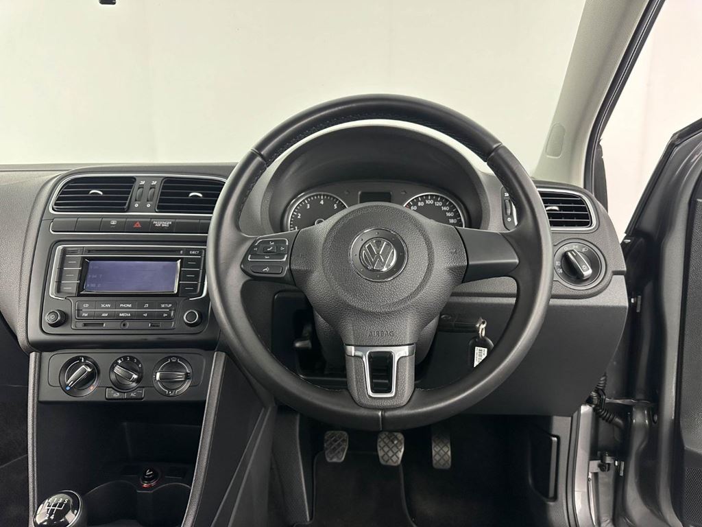 2014 Volkswagen Polo 1.6 Comfortline 5Dr
