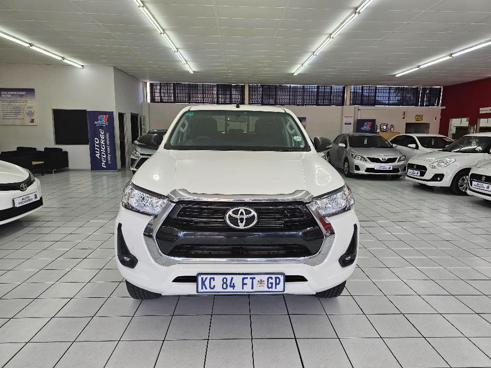 Used Toyota Hilux 2.4GD-6 double cab 4x4 Raider for sale in Mafikeng ...